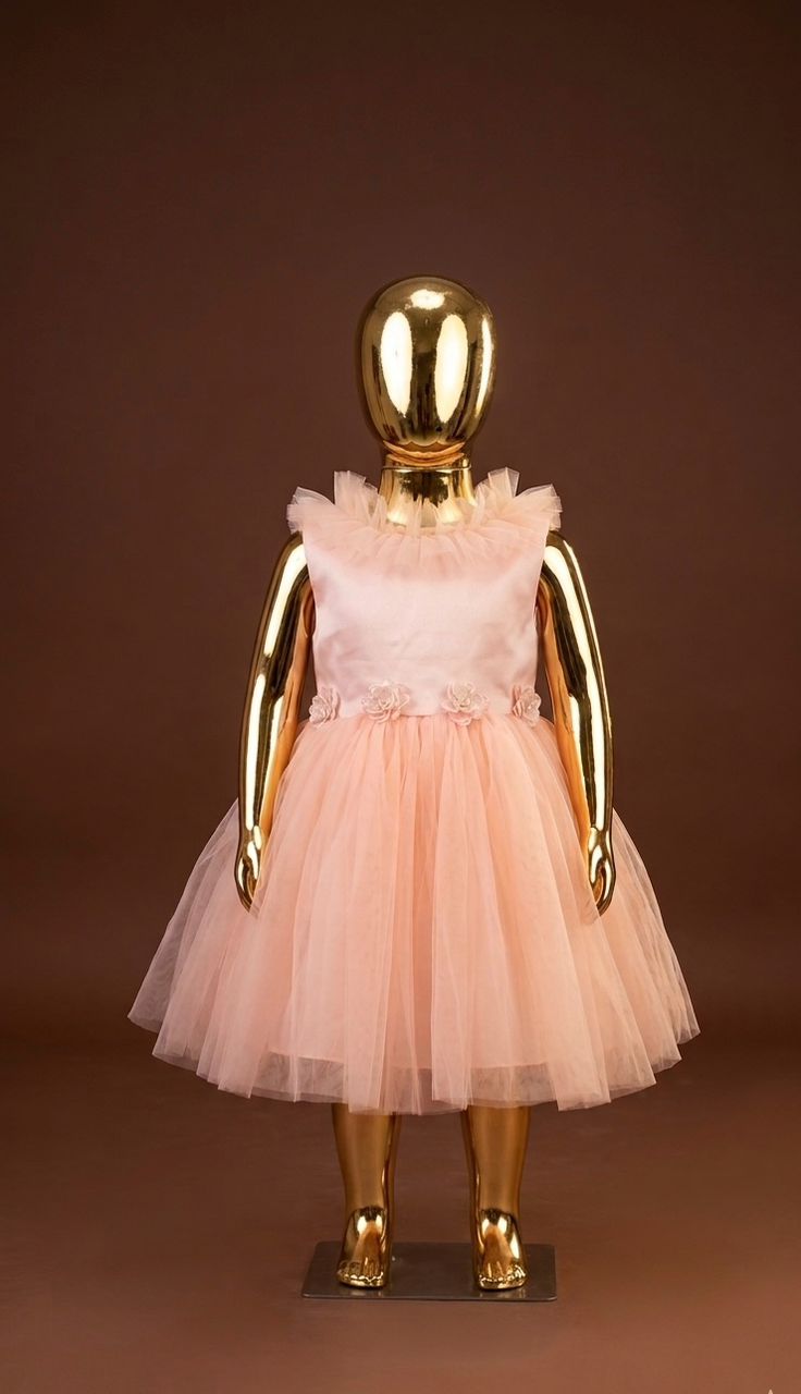 Kiddes Gown 3